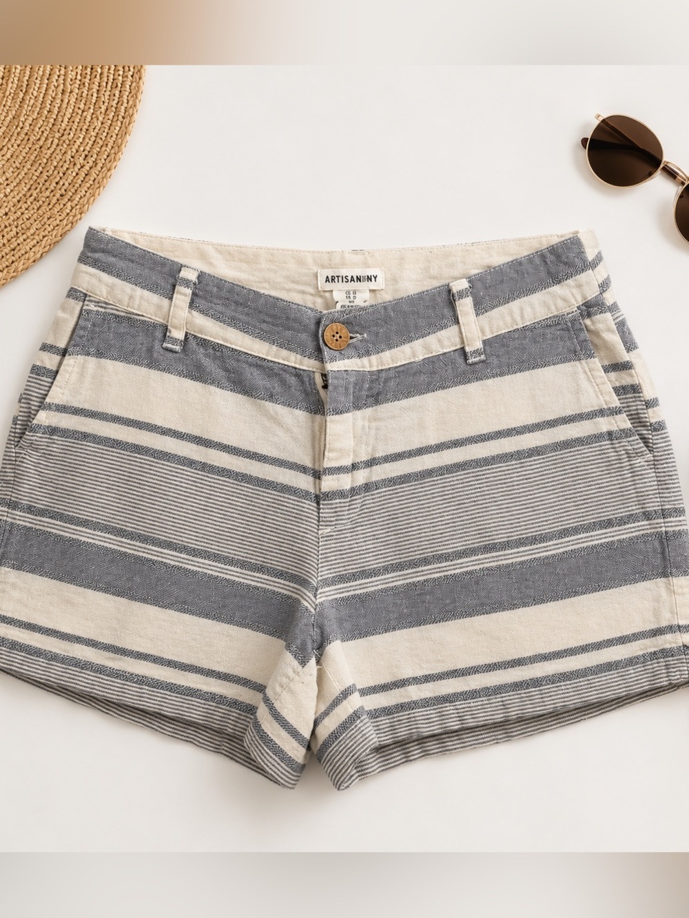 Artisan NY Shorts Womens Size 10 Blue Ivory Striped Linen Blend